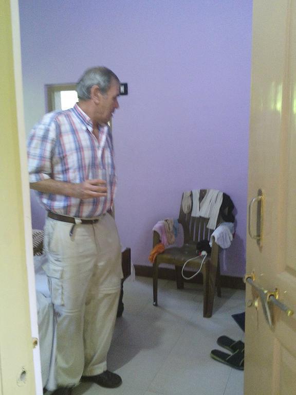 Riverside Homestay Hampi Eksteriør bilde