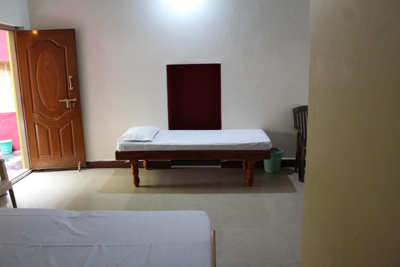 Riverside Homestay Hampi Eksteriør bilde